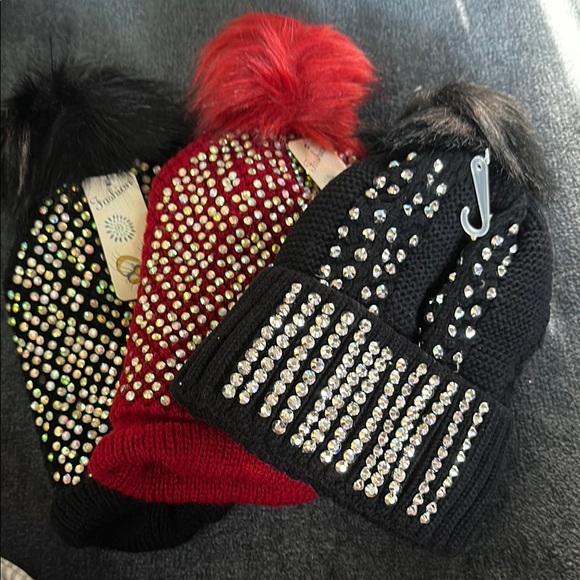 Accessories - Rhinestone Beanie Set in Black and Red